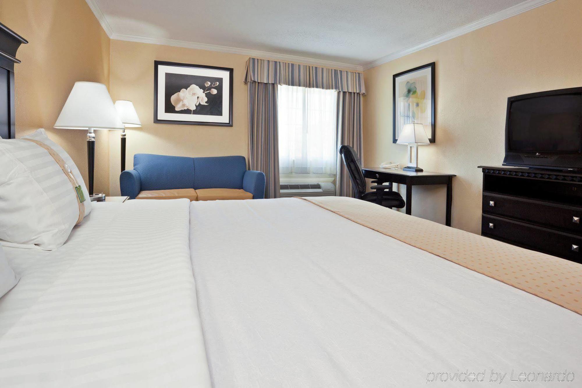 Holiday Inn Columbus North I-270 Worthington 외부 사진