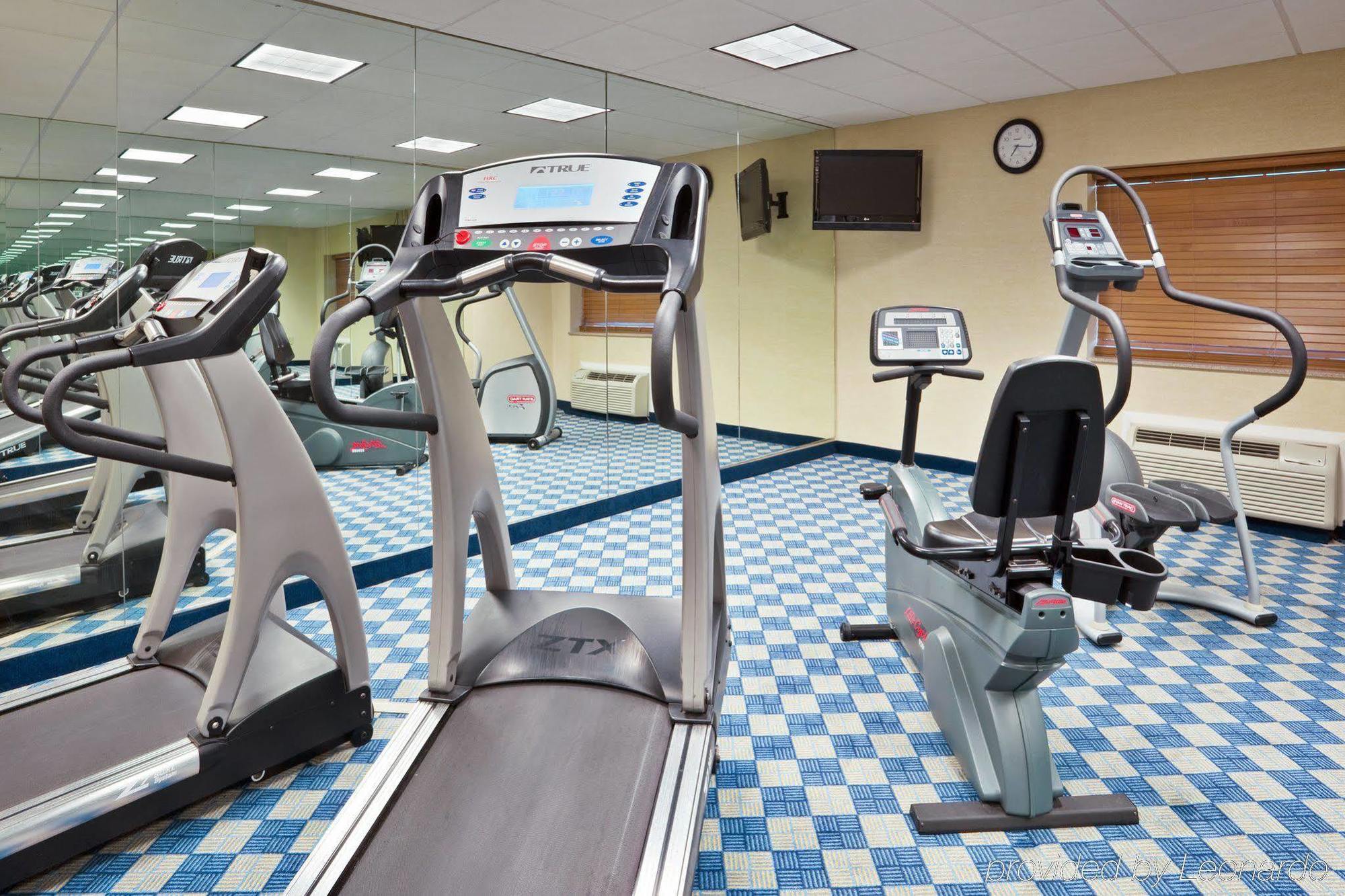 Holiday Inn Columbus North I-270 Worthington 외부 사진
